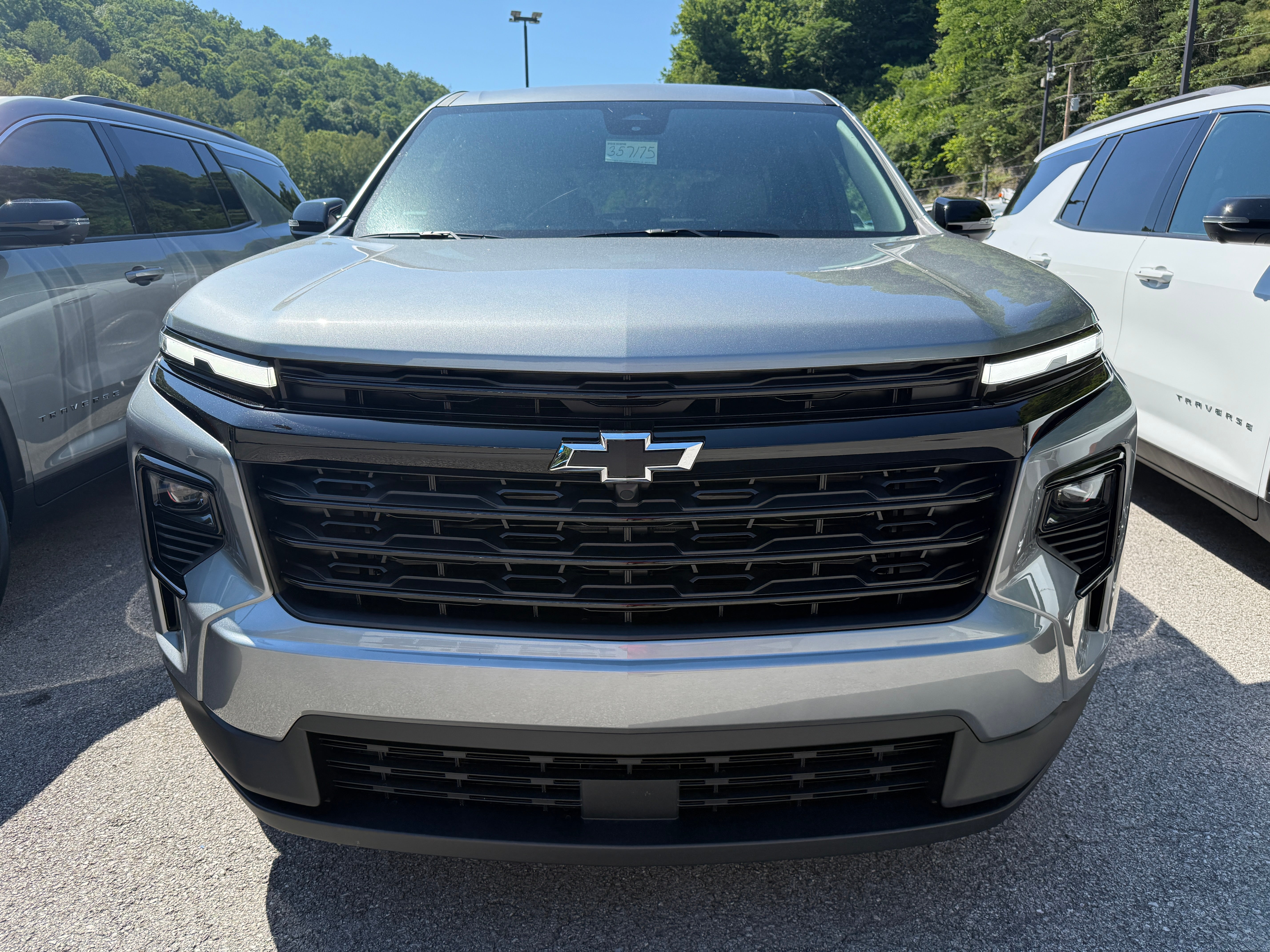 2026 Chevrolet Traverse — side profile view