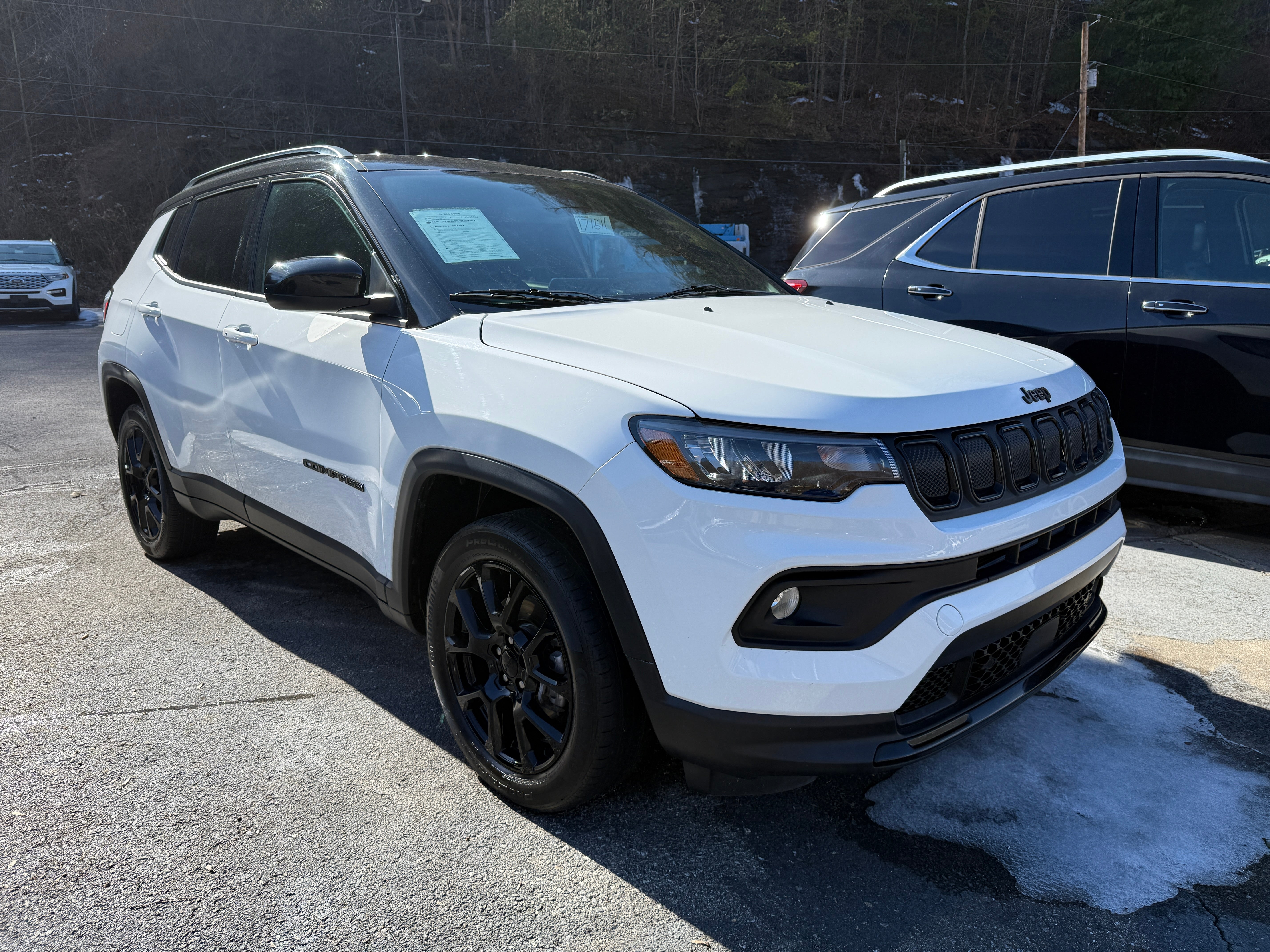 2022 Jeep Compass Altitude in White — front three-quarter view