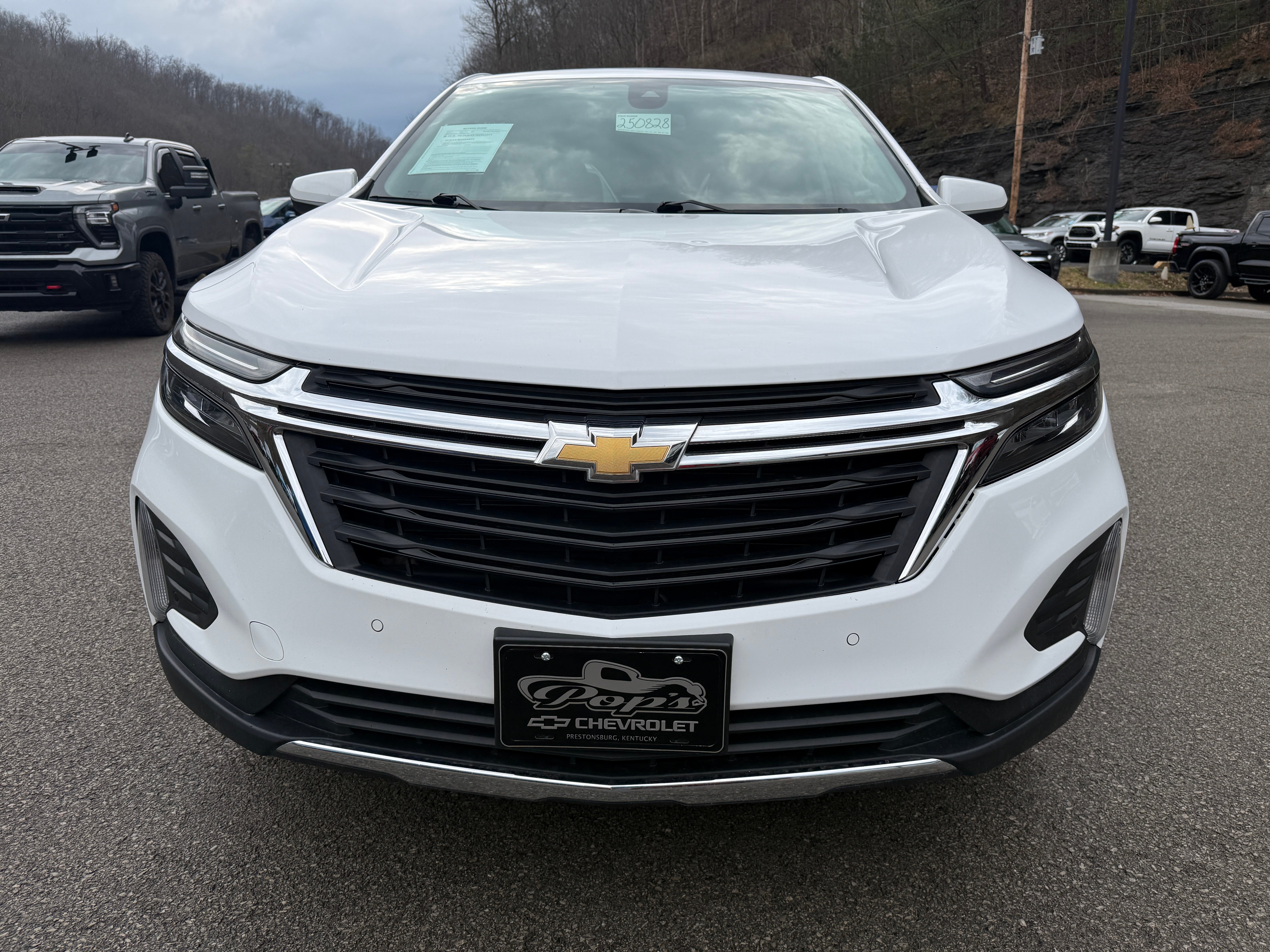 2023 Chevrolet Equinox — side profile view